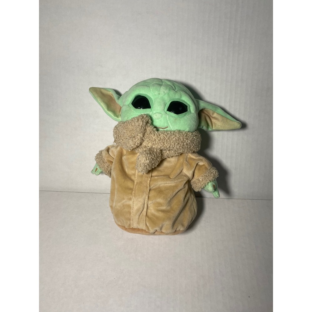 Star Wars The Mandalorian Grogu The Child Baby Yoda 8 Inch Plush Toy Green Tan